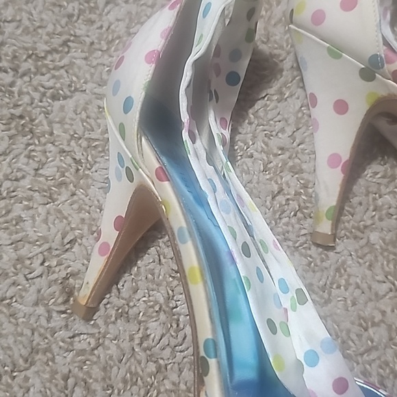 Coach Vintage Ribbon Heels - Picture 6 of 6